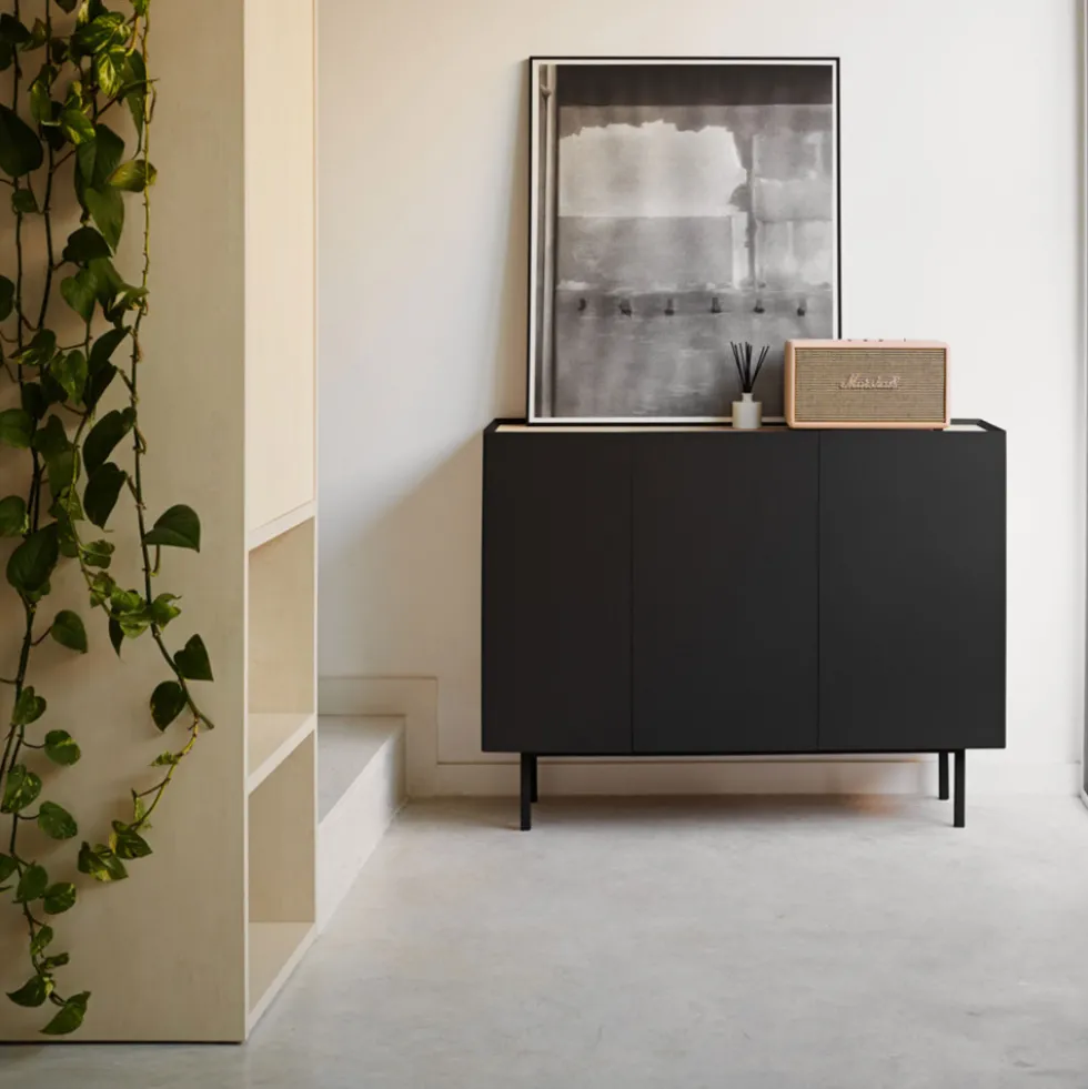 ARISTA Buffet en bois 3 portes 3 tiroirs L110cm