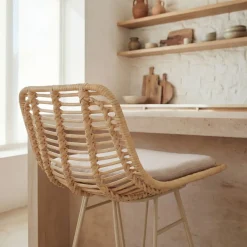 CAPURGANA Lot de 2 chaises de bar design en rotin pieds beige H67cm