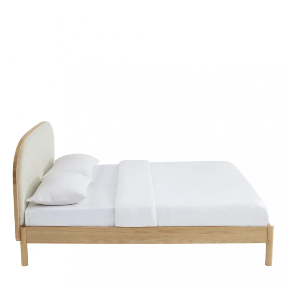 CARRIE Lit en tissu bouclette et bois 160x200cm
