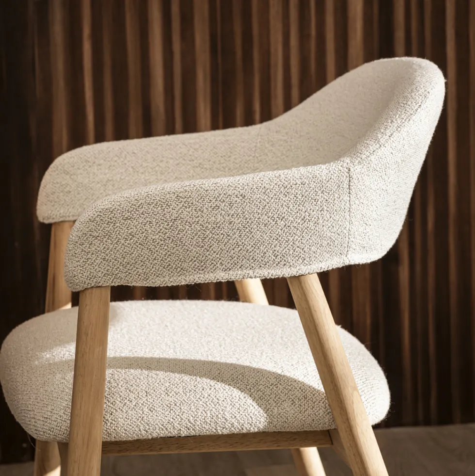 MARINA Lot de 2 fauteuils de table en tissu bouclette et bois