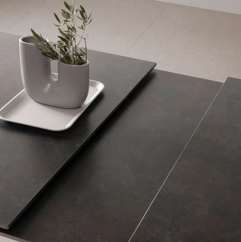 MYSTARA Table à manger extensible 6 à 8 personnes en céramique et métal 150-200x85cm
