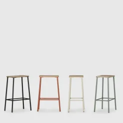 NOKI Lot de 2 tabourets de bar en bois et métal H65cm