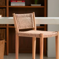 NURI Lot de 2 tabourets de bar intérieur/extérieur en bois d'acacia et résine tressée H66cm