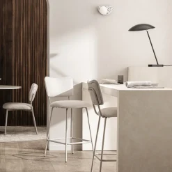 VANDER Lot de 2 chaises de bar en tissu et métal pieds beiges H65cm