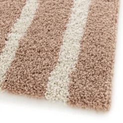 VICTORIA I Tapis contemporain à motif géométrique